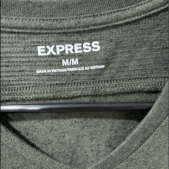 Express mens medium green tshirt textured on back and by sleeve used like new - Picture 2 of 4
